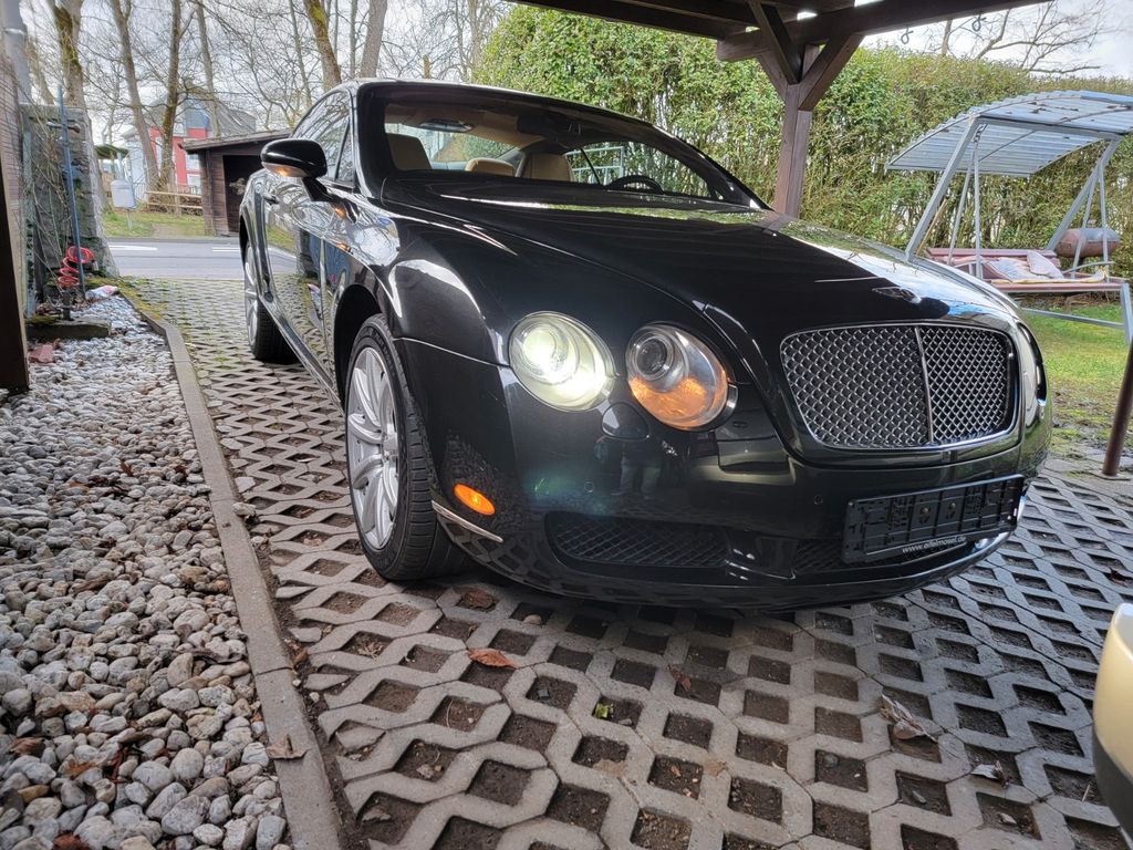 Bentley Continental GT - -