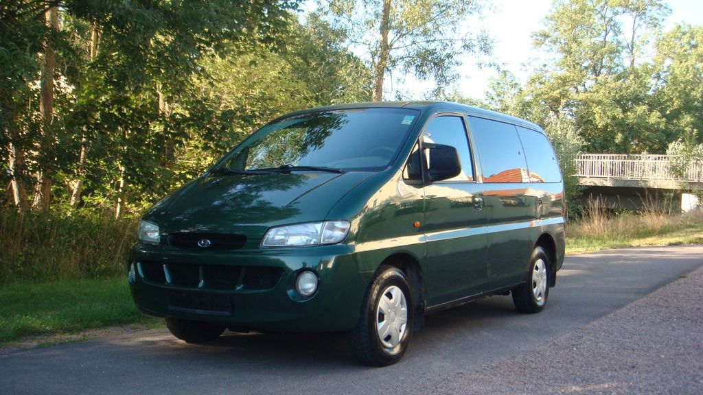 Bild des Angebotes Hyundai H1  2.4  PKW / 7-Sitze