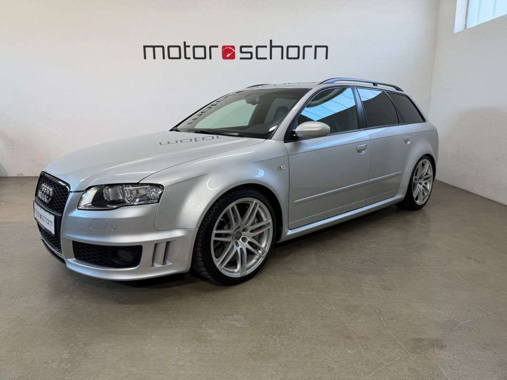 Bild des Angebotes Audi RS4 Avant 4.2 V8 quattro | Keramik | RS-Schale