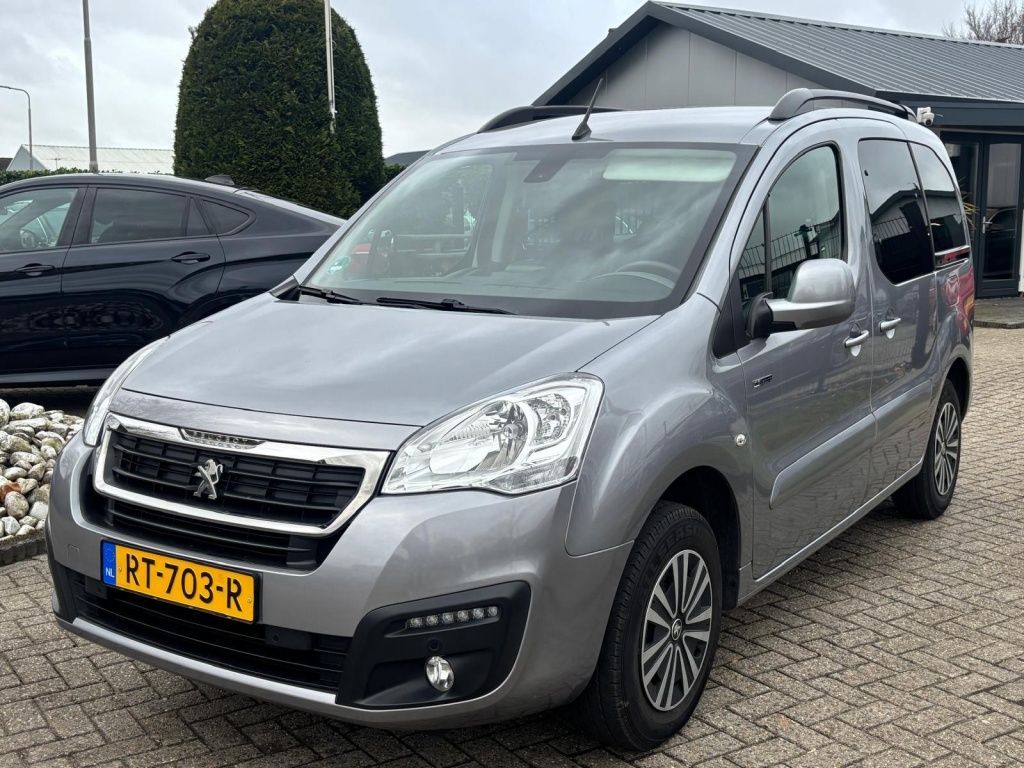 Bild des Angebotes Peugeot Partner Tepee Electric Allure 5-Persoons 2018 2X