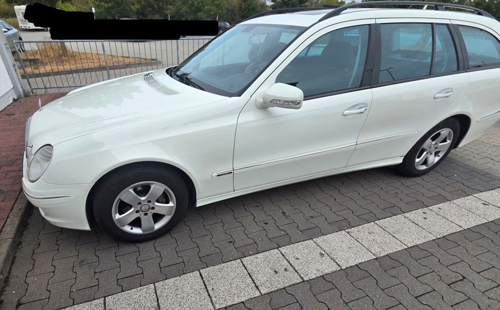 Bild des Angebotes Mercedes-Benz E 320 CDI T Classic