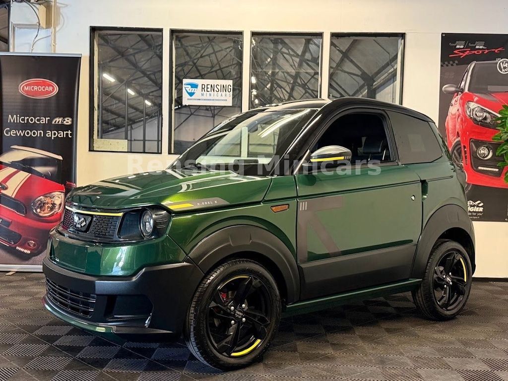 Bild des Angebotes Ligier Myli R.EBEL X DARK GREEN Mopedauto Microcar 45KM