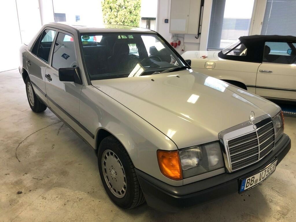 Bild des Angebotes Mercedes-Benz 260 E W 124 Mopf 0 Erstlack; gute Historie