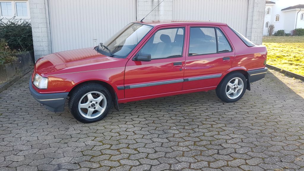 Bild des Angebotes Peugeot 309 GR Baujahr 1991 nur 27.000 km Oldtimer