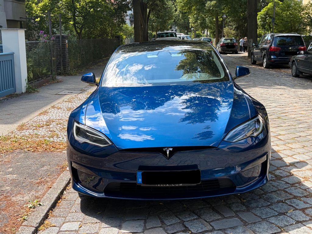 Tesla Model S 2 Jahre alt, 38500km, blau, nur B2B