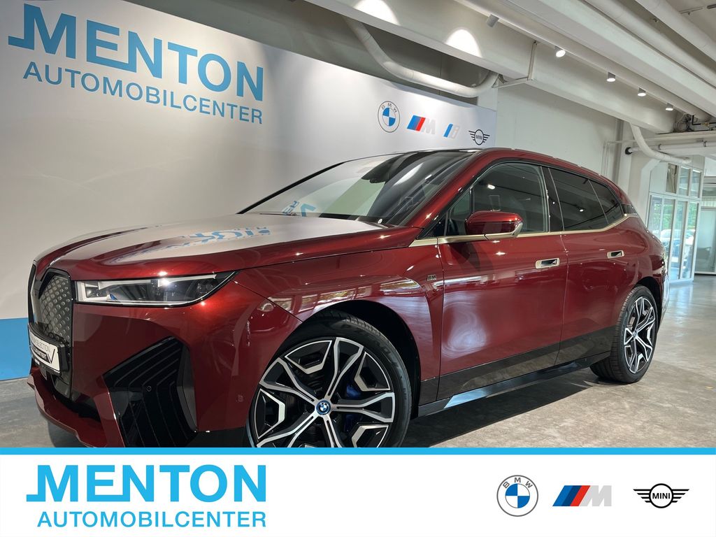 Bild des Angebotes BMW iX M60 Bowers/Laserlicht/SkyLounge/AHK
