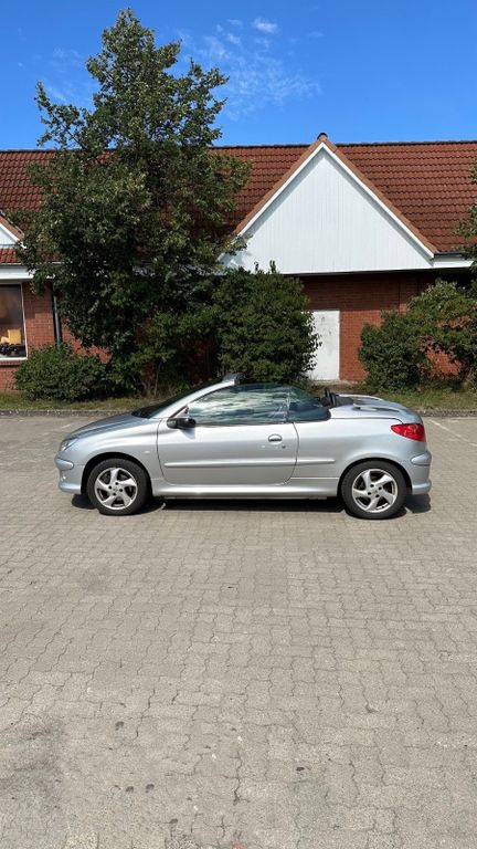 Bild des Angebotes Peugeot 206 CC Cabrio Coupe