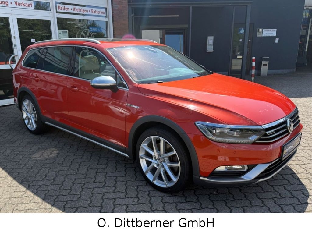 Bild des Angebotes Volkswagen Passat Var. 2,0 TDI SCR DSG Alltr. 4Mot. HUD DYN