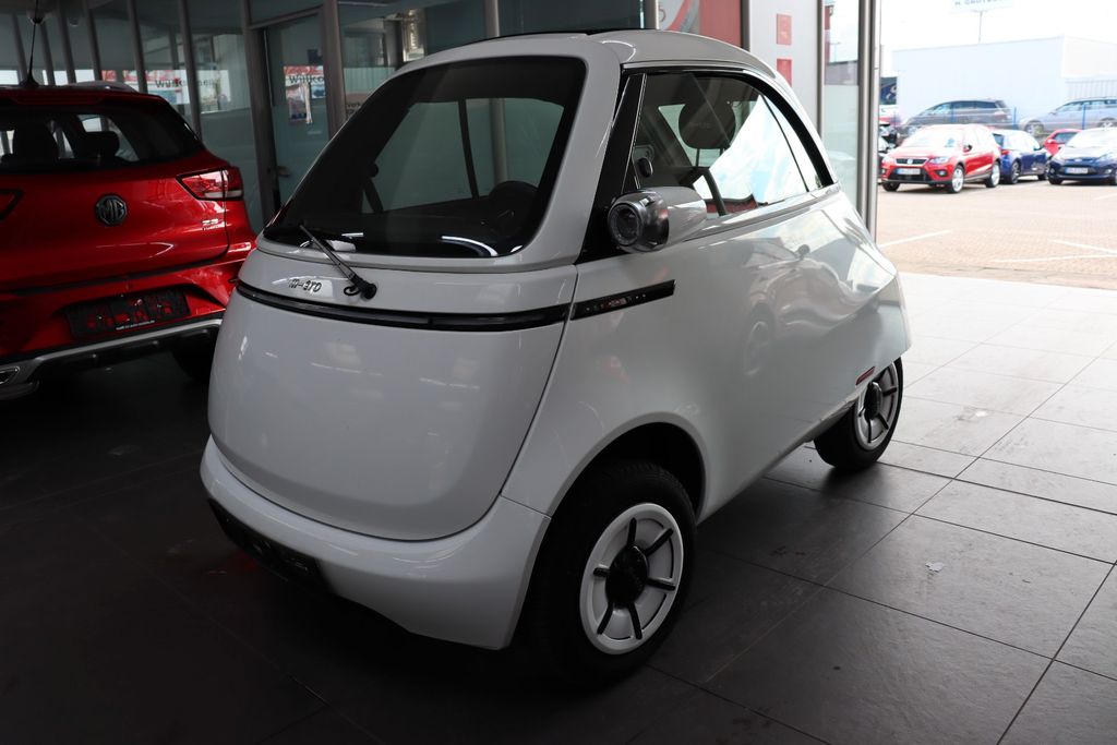 Bild des Angebotes Microlino Dolce *Faltdach *90km/h 10,5 kWh *177km Reichw