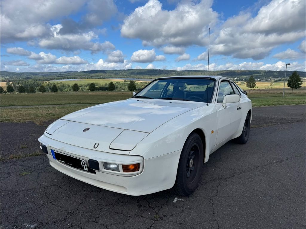 Bild des Angebotes Porsche 944 Oldtimer unfallfrei