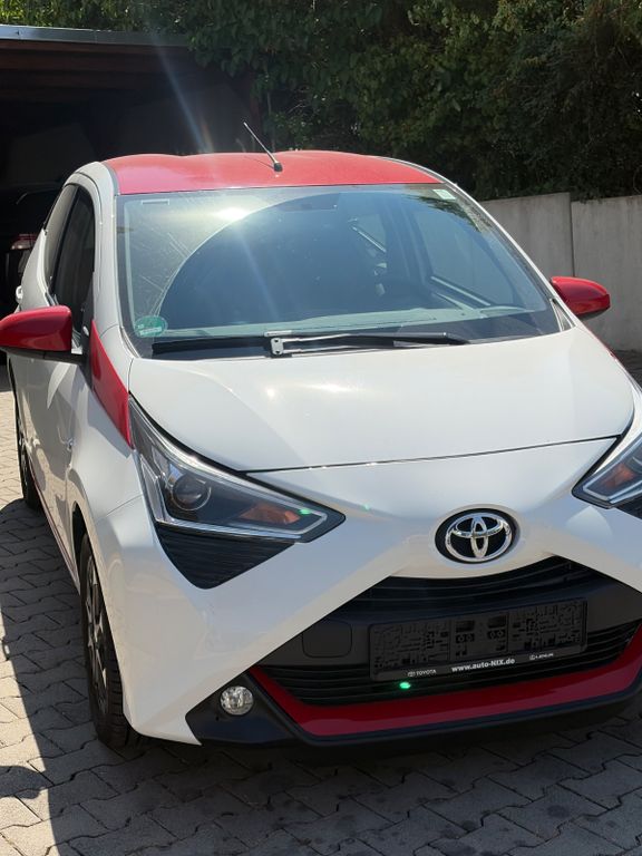 Bild des Angebotes Toyota Aygo (X) 1,0-l-VVT-i Team Deutschland Team D...