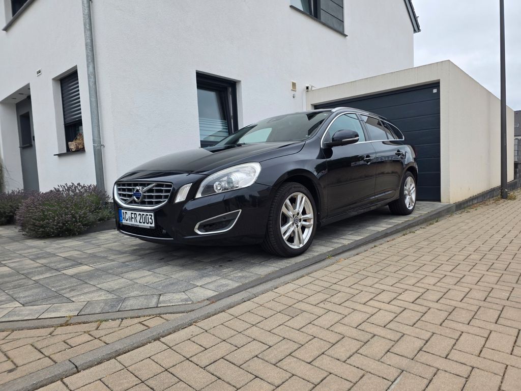 Bild des Angebotes Volvo V60 D3 5-Zylinder Geartronic Kinetic Kinetic