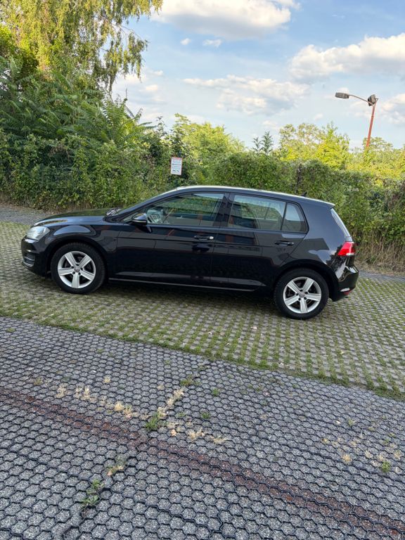 Bild des Angebotes Volkswagen Golf 2.0 BlueTDI CUP CUP