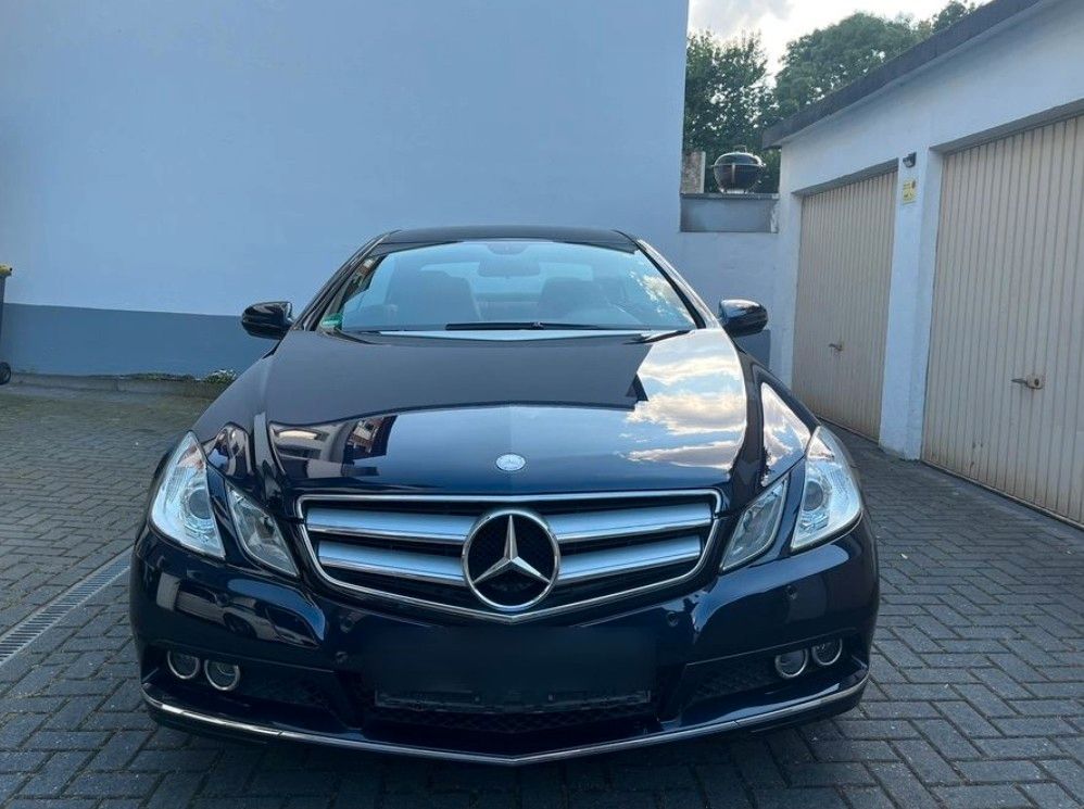 Bild des Angebotes Mercedes-Benz 250 E Coupe