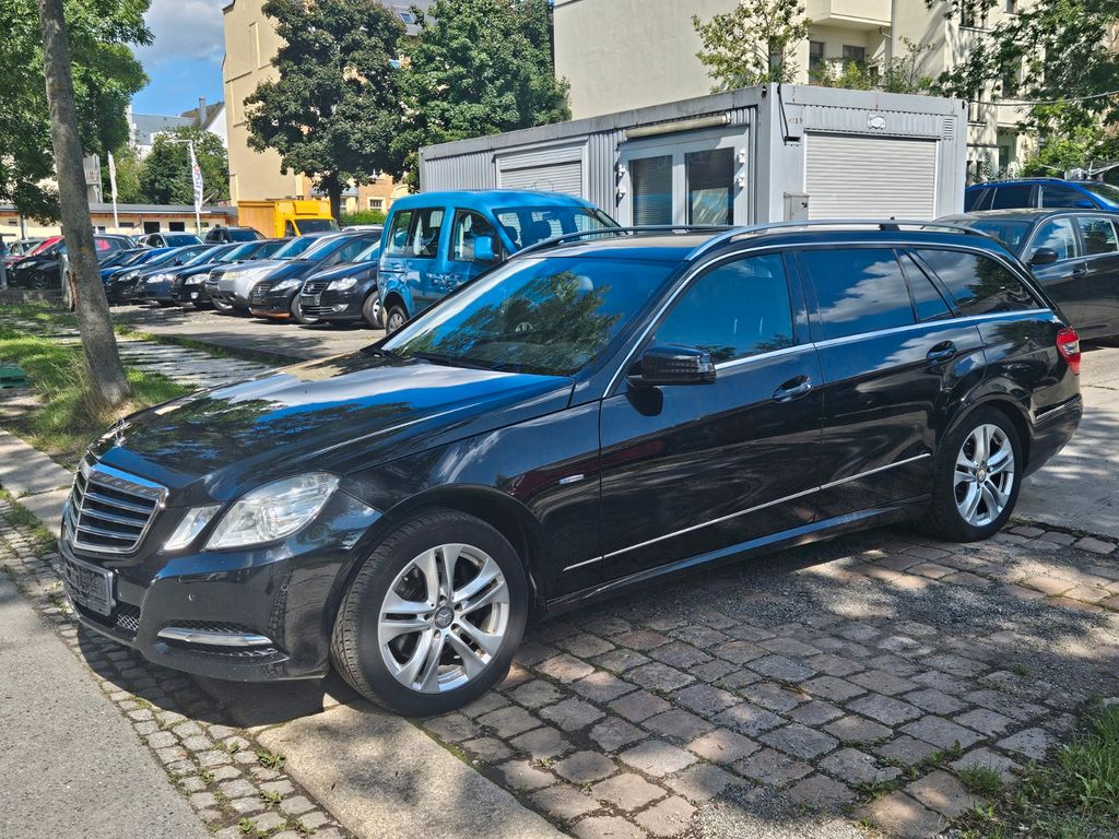 Bild des Angebotes Mercedes-Benz E 250 T-Modell CDI BlueEfficiency