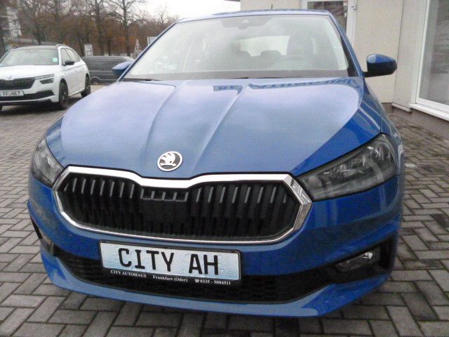Bild des Angebotes Skoda Fabia 1,0 Drive WINTERPAKET KLIMA PDC DAB