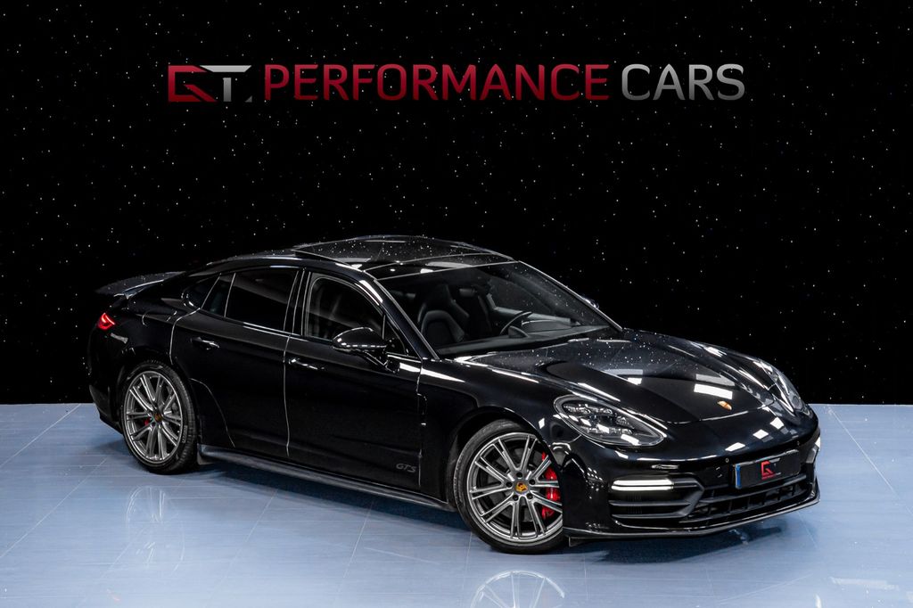 Bild des Angebotes Porsche Panamera GTS SportDesign Pano 18-way BOSE Towbar
