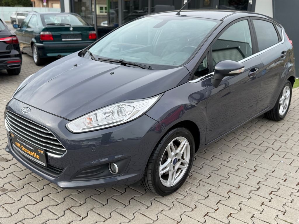 Ford Fiesta Titanium Aus 1 Hand*Scheckheft Gepflegt
