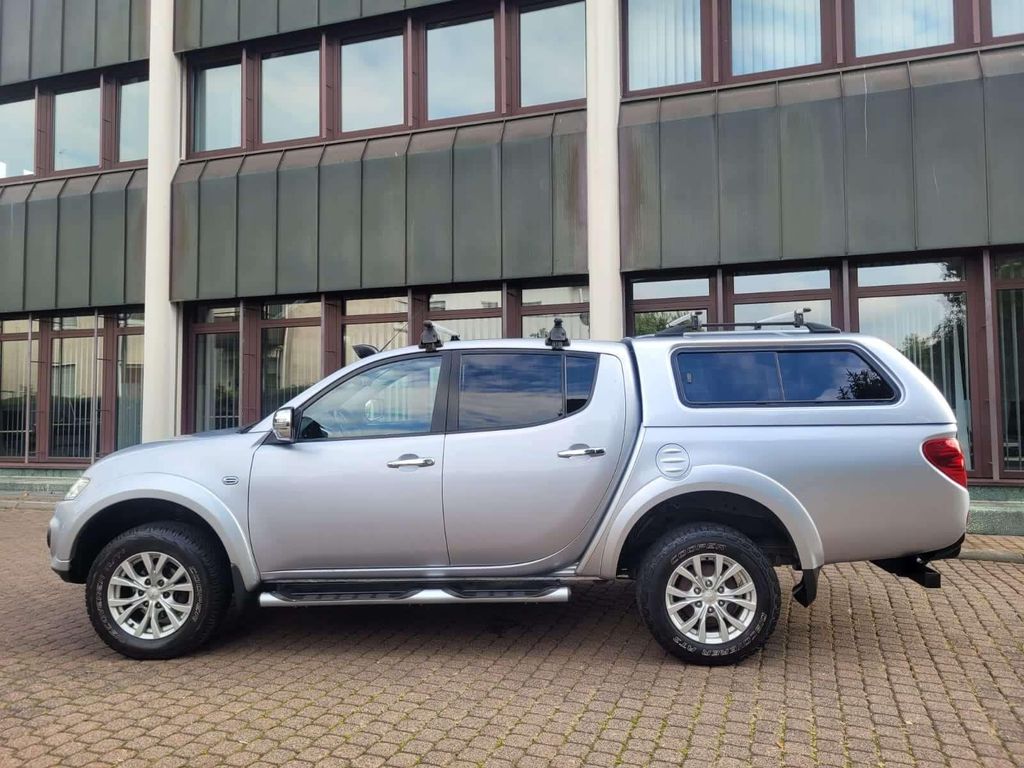 Bild des Angebotes Mitsubishi L200 Diamant Edition 4WD Aut.-HARDTOP-AHK 3000 K