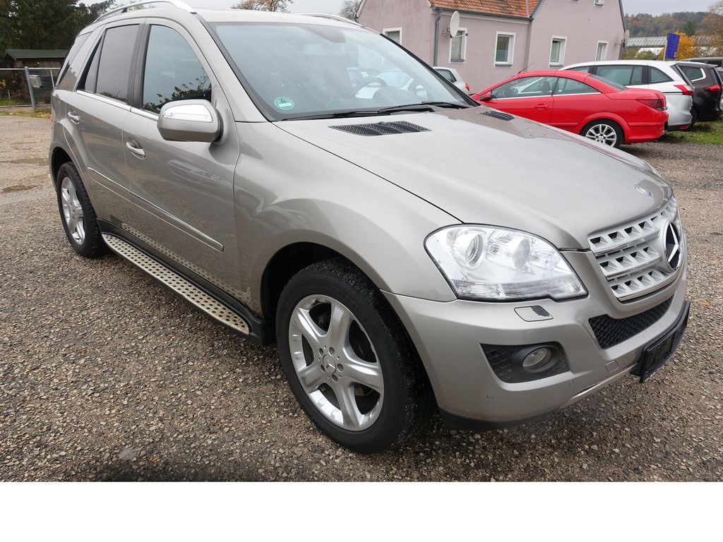 Bild des Angebotes Mercedes-Benz ML 320 CDI Bi-Xenon Sportp. AHK 8x Alu eGHSD Mem