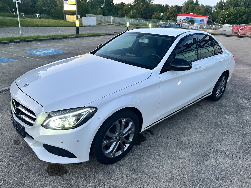 Bild des Angebotes Mercedes-Benz C 180  Lim.KLİMA*LEDER*NAVİ*9G Tronic*LED* F1