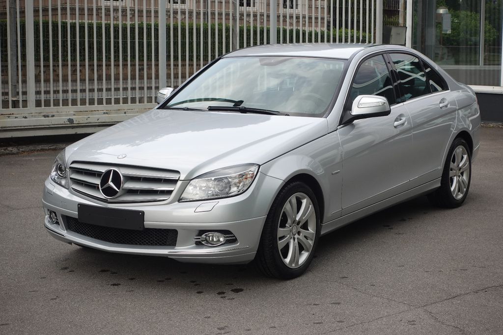 Bild des Angebotes Mercedes-Benz C 230 V6 W204 Avantgarde Automatik 7-Gang Comand