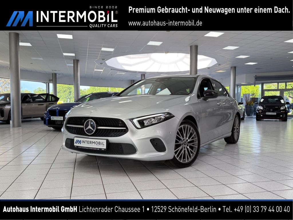 Bild des Angebotes Mercedes-Benz A 200 Leder*Navi*KAM*MBUX*Night-Paket*AMBIENTE*