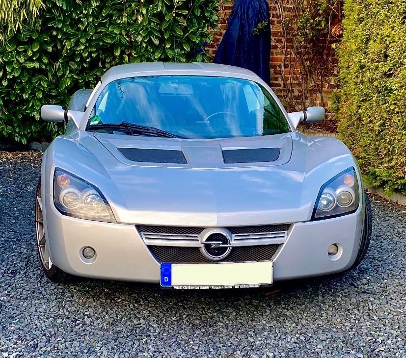 Opel Speedster 2.2 -