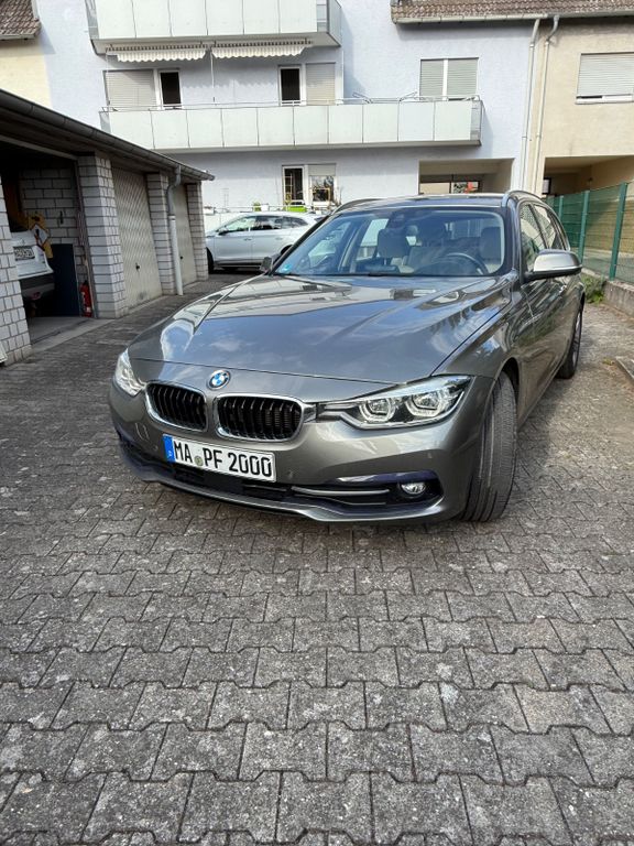 Bild des Angebotes BMW 320d xDrive Touring Advantage Automatic