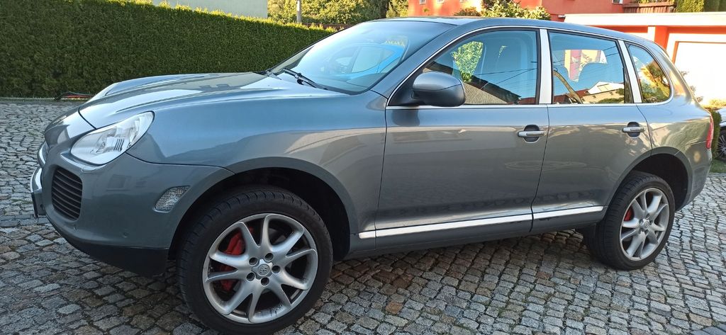 Porsche Cayenne Turbo Turbo Motor/Getr./Turbo überholt!