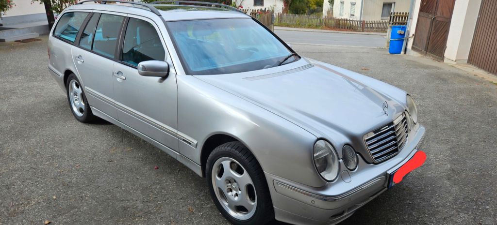 Bild des Angebotes Mercedes-Benz E 430 T 4MATIC AVANTGARDE 8 Sitzer, Standheizung