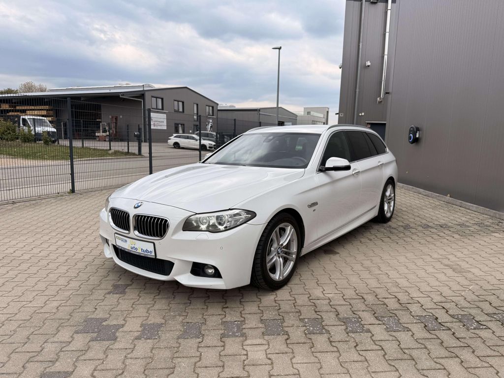 Bild des Angebotes BMW 530 D Touring/M-Paket/Alcantara/R-Kam./BiXenon/L
