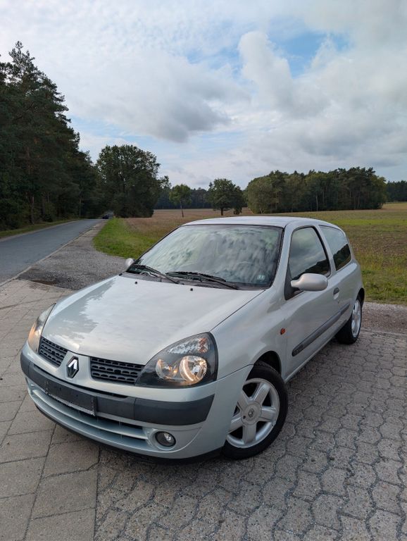 Renault Clio 1.6 Bremse NEU Reifen NEU