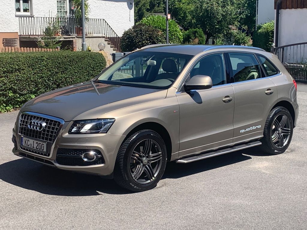 Bild des Angebotes Audi Q5 2.0 TDI quattro  s-line > Dakarbeige Metallic
