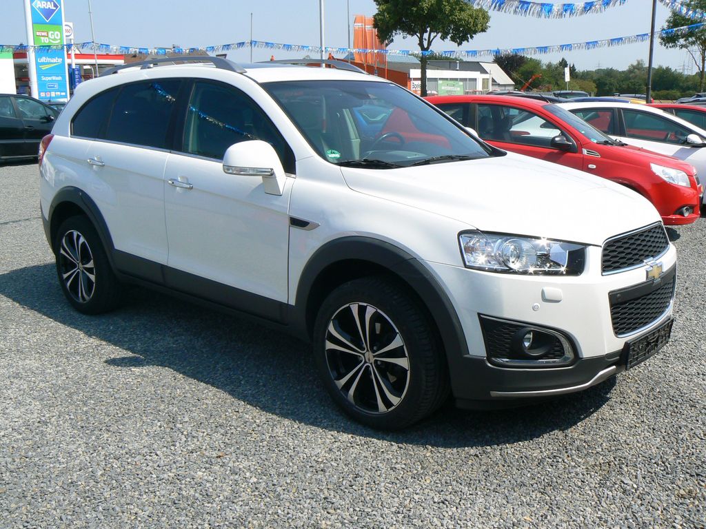 Chevrolet Captiva 2.2 D LTZ 4WD/Navi/Leder/7-Sitzer
