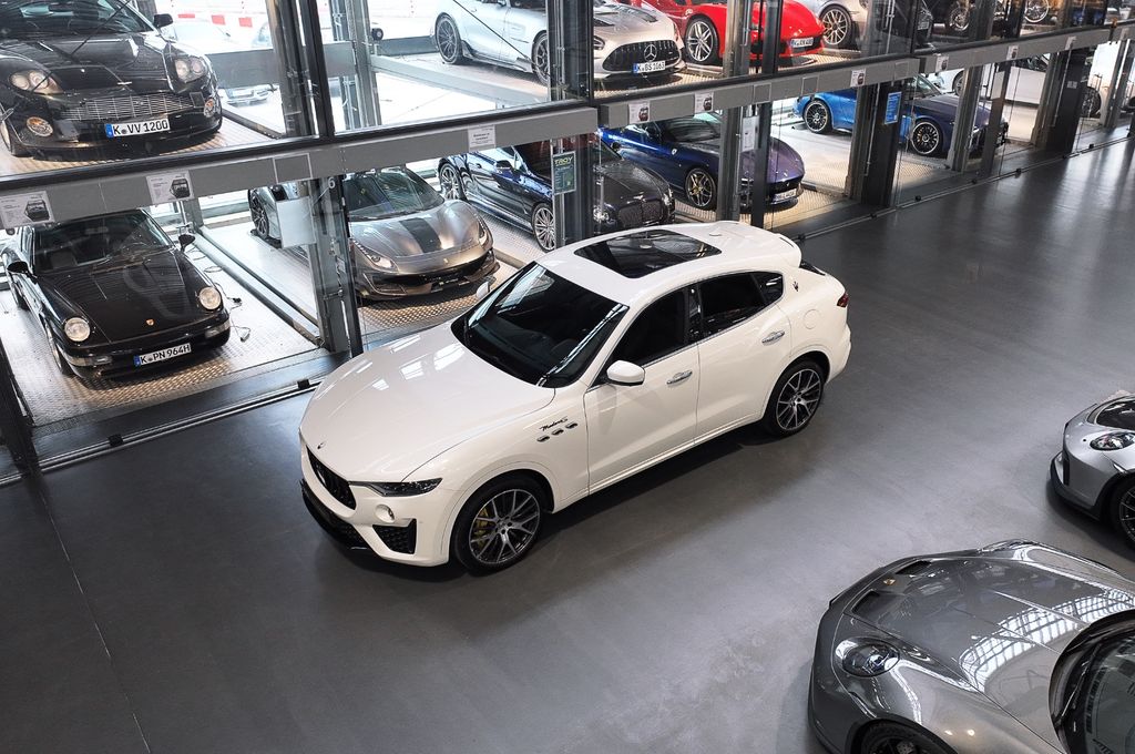 Bild des Angebotes Maserati Levante Modena S - 1. Hand -43.200KM - Pano