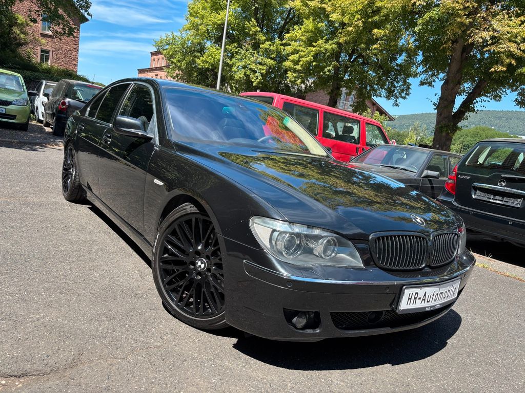 Bild des Angebotes BMW 740i LCI *Soft-Close*Doppelverg.*Massage*ACC*