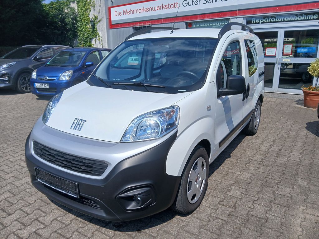 Bild des Angebotes Fiat Fiorino SX Kombi+AHK+SHZ+PDC
