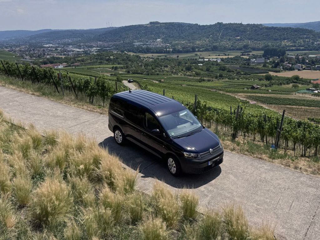 Bild des Angebotes Volkswagen Caddy Maxi V rollstuhlgerechter Umbau 5+1 Sitze