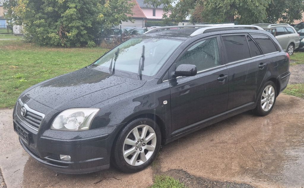 Bild des Angebotes Toyota Avensis Kombi 1.8 Travel