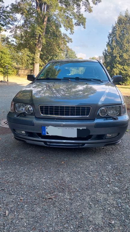 Bild des Angebotes Volvo V40 Kombi