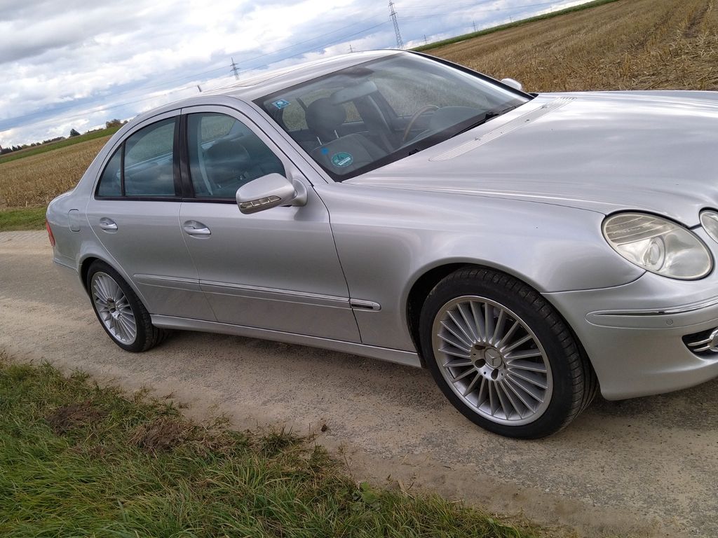 Bild des Angebotes Mercedes-Benz E 500 Avantgarde