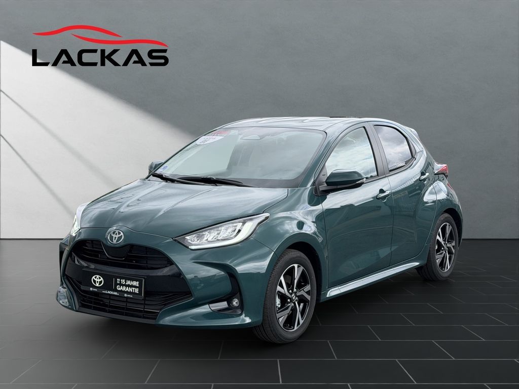 Bild des Angebotes Toyota Yaris Teamplayer *Inkl: WKR*Technik*Kamera*SHZ*