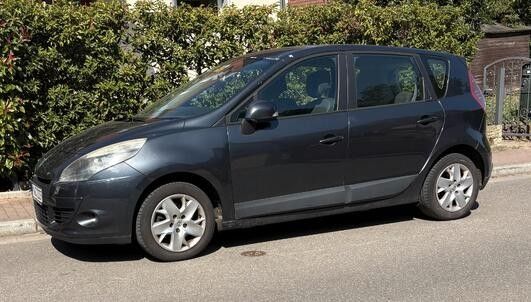 Bild des Angebotes Renault Scenic Authentique 1.6 16V 110 Authentique