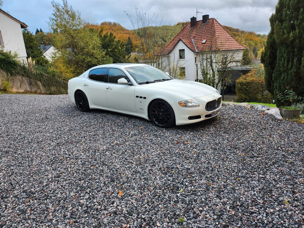 Bild des Angebotes Maserati Quattroporte 4.7 V8 S Automatik S