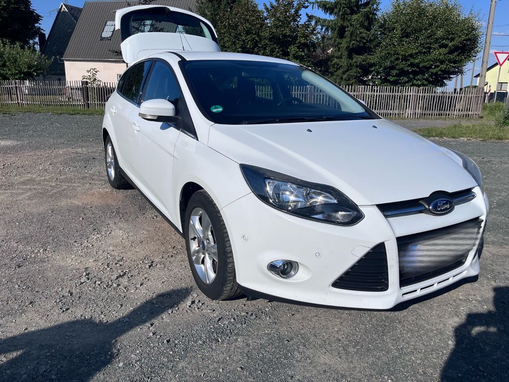 Bild des Angebotes Ford Focus 1,0EcoBoost 74kW Champions Edit. / TÜV NEU