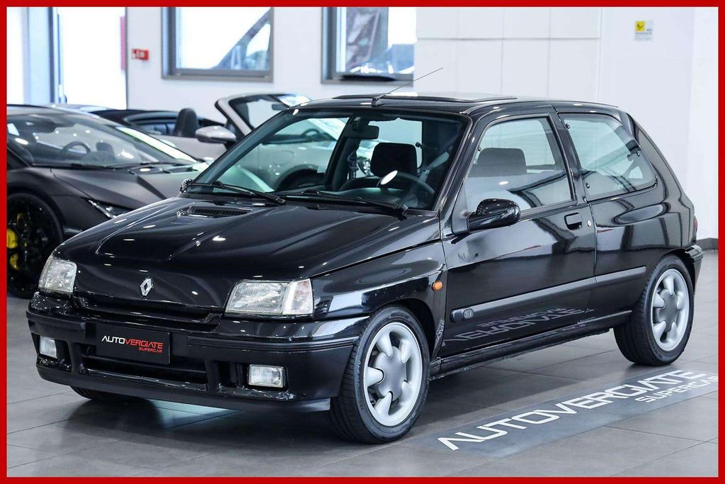 Renault Clio 1.8i 16V - ISCIRTTA A.S.I. - OTTIME CONDIZI