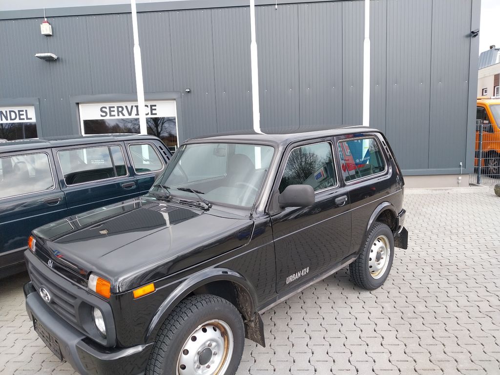 Bild des Angebotes Lada LADA NIVA 64 TKM HU/AU AHK HOHLRAUMK URBAN GARAN