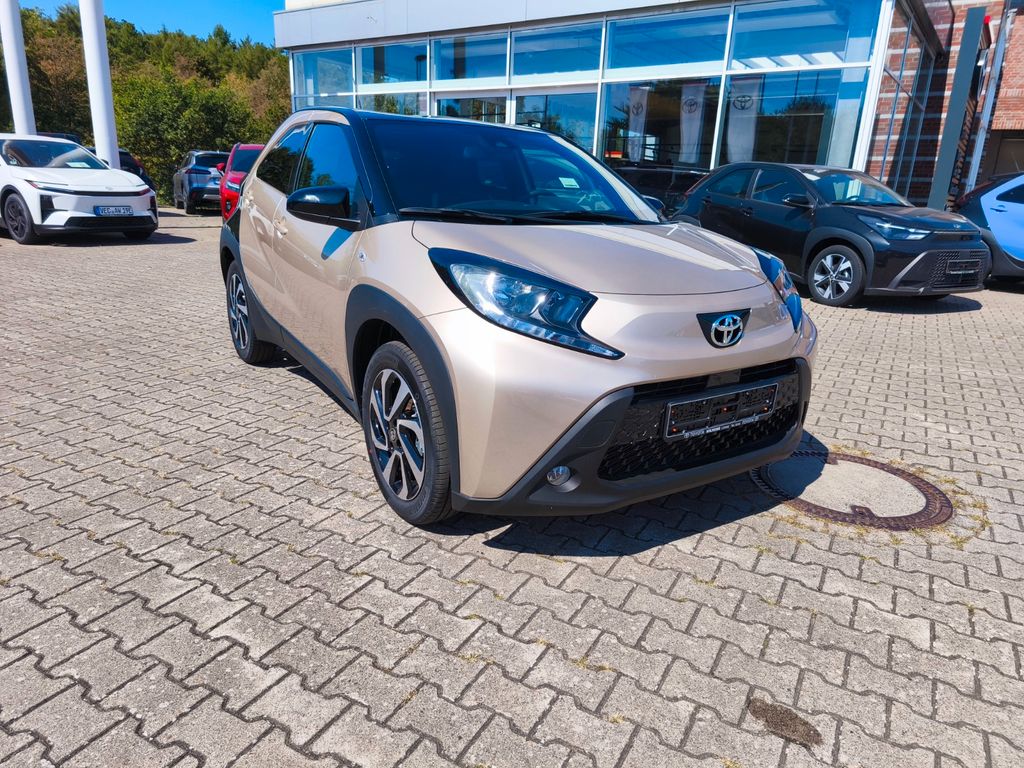Bild des Angebotes Toyota Aygo X Teamplayer Automatik