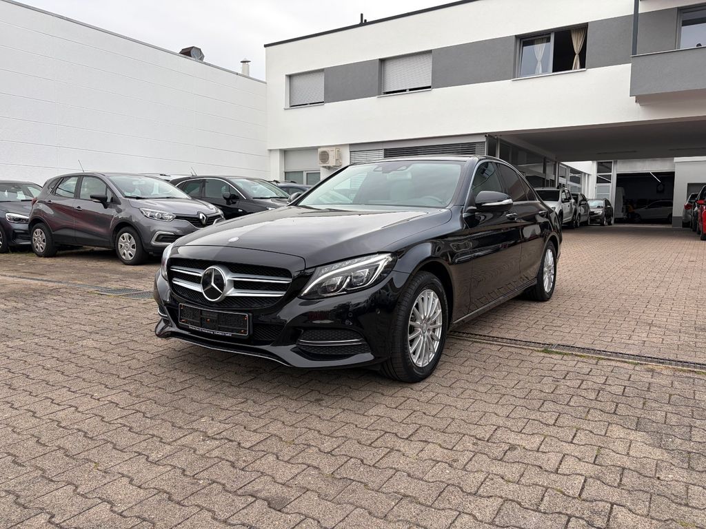 Bild des Angebotes Mercedes-Benz C 250 Limousine BlueTec / d*KAMERA*BURMESTER*